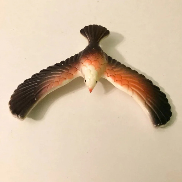 Vintage Magic Balancing Bird Bald Eagle Stays In The Air Taiwan - Picture 1 of 13